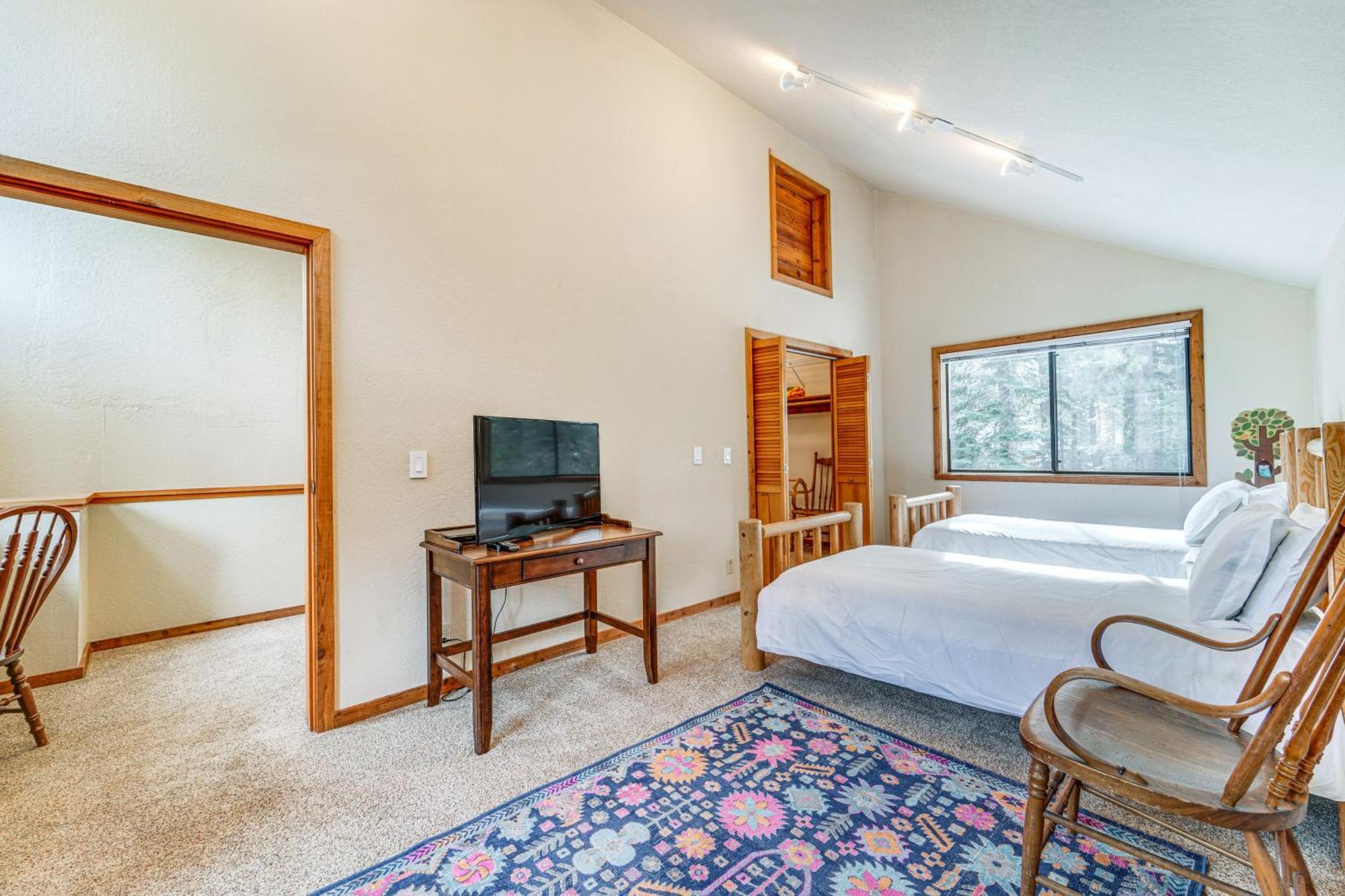 Family-Friendly Truckee Cabin In Tahoe Donner! Ngoại thất bức ảnh
