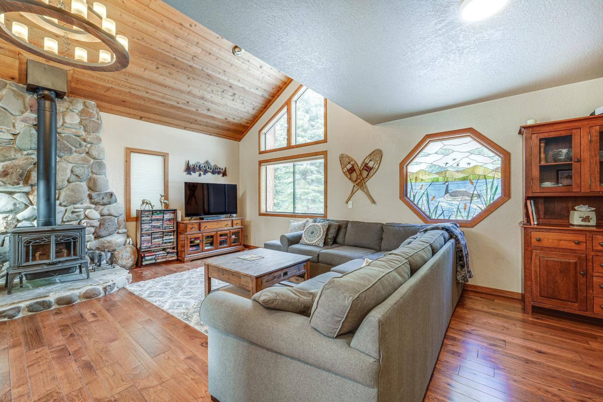 Family-Friendly Truckee Cabin In Tahoe Donner! Ngoại thất bức ảnh